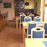 Konukevi Ubytovani U Racaku