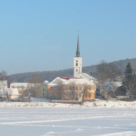 U Račáku 2* Frymburk